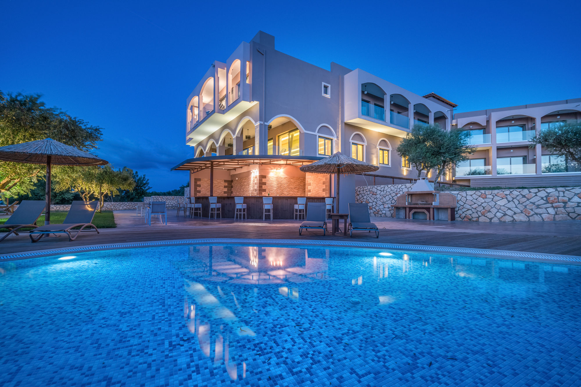 Elegance Luxury Executive Suites Cover